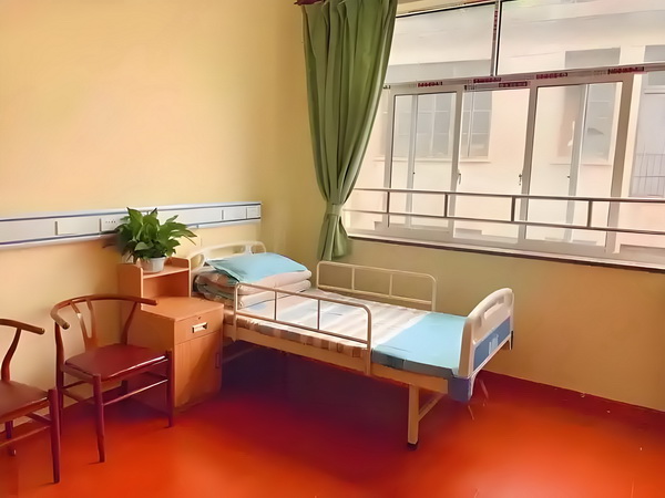 高中学历怎么入深户_陈佩斯这部高评佳作实至名归 照料中心总共张床位养老设有